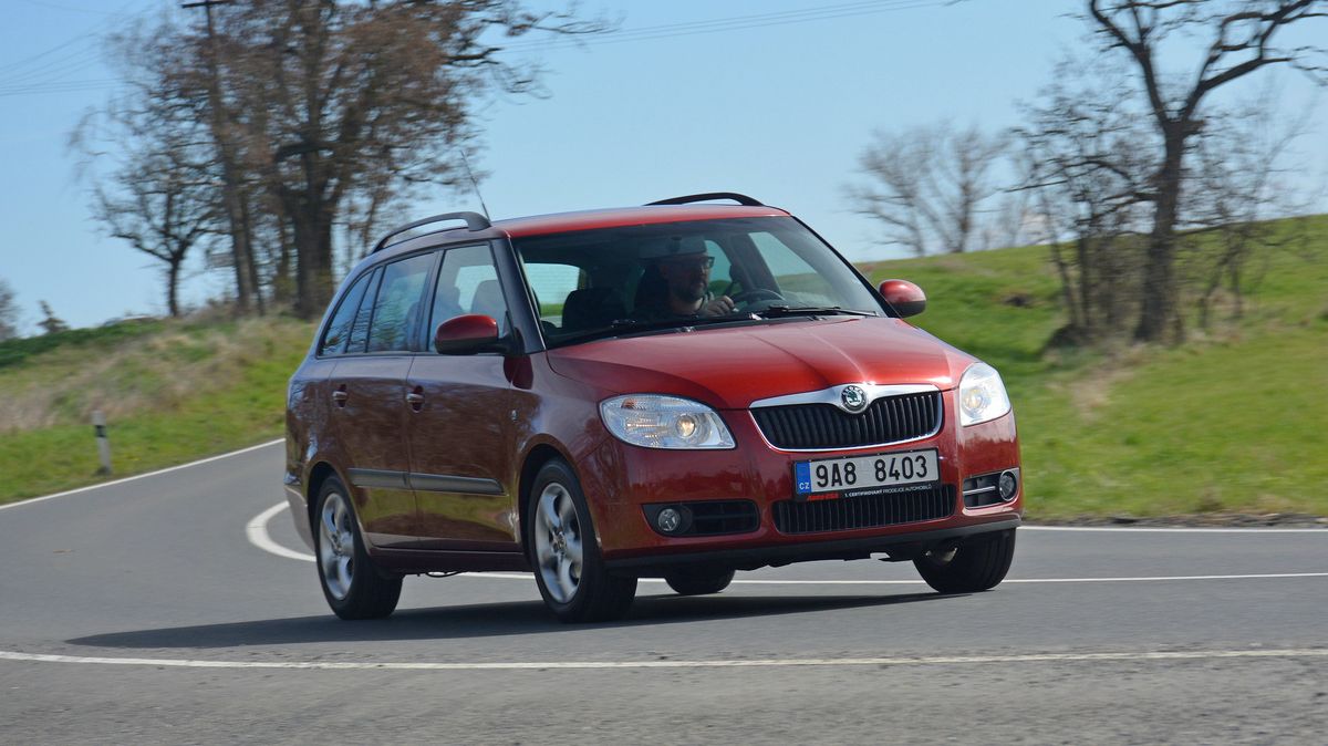 Staré Škodovky už tolik netáhnou. Češi v bazarech kupují jiná auta